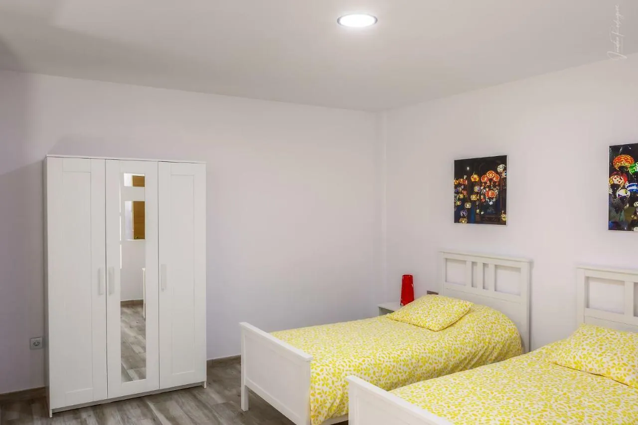 아파트 Apartamentos Los Laureles 로스 야노스 데 아리다네 스페인